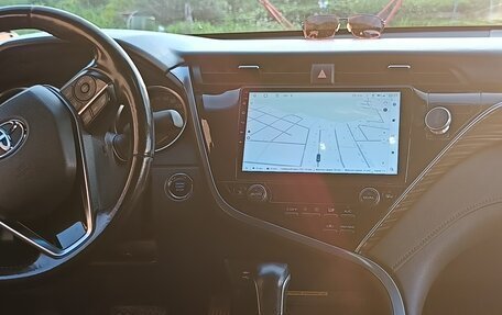 Toyota Camry, 2020 год, 2 750 000 рублей, 11 фотография