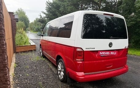 Volkswagen Multivan T6 рестайлинг, 2015 год, 3 990 000 рублей, 5 фотография