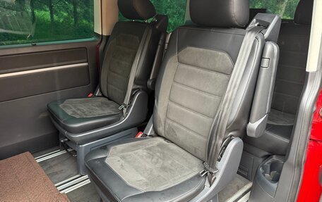 Volkswagen Multivan T6 рестайлинг, 2015 год, 3 990 000 рублей, 14 фотография