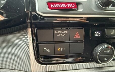 Volkswagen Multivan T6 рестайлинг, 2015 год, 3 990 000 рублей, 11 фотография