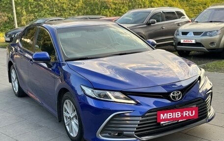 Toyota Camry, 2021 год, 3 150 000 рублей, 4 фотография
