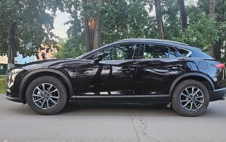 Mazda CX-4, 2023 год, 3 580 000 рублей, 3 фотография