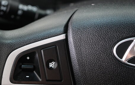 Hyundai Solaris II рестайлинг, 2013 год, 849 000 рублей, 13 фотография