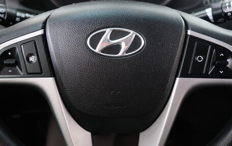 Hyundai Solaris II рестайлинг, 2013 год, 849 000 рублей, 12 фотография