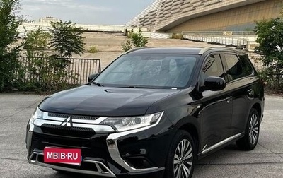 Mitsubishi Outlander III рестайлинг 3, 2022 год, 1 630 000 рублей, 1 фотография