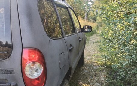 Chevrolet Niva I рестайлинг, 2006 год, 320 000 рублей, 5 фотография