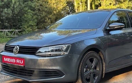 Volkswagen Jetta VI, 2014 год, 1 150 000 рублей, 2 фотография