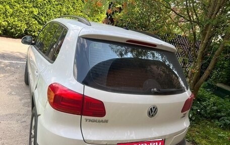 Volkswagen Tiguan I, 2015 год, 700 000 рублей, 2 фотография