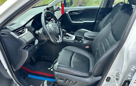 Toyota RAV4, 2023 год, 2 650 596 рублей, 10 фотография