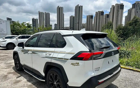 Toyota RAV4, 2023 год, 2 650 596 рублей, 8 фотография