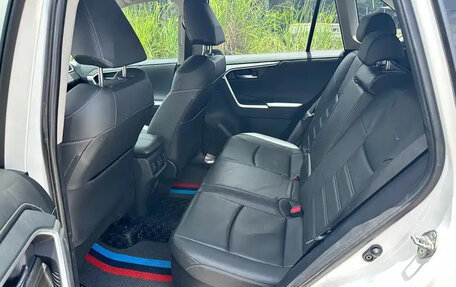 Toyota RAV4, 2023 год, 2 650 596 рублей, 12 фотография