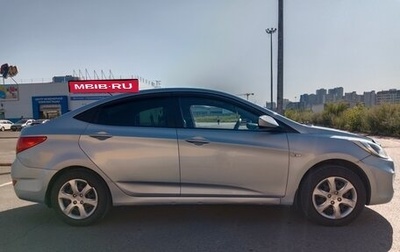 Hyundai Solaris II рестайлинг, 2012 год, 730 000 рублей, 1 фотография