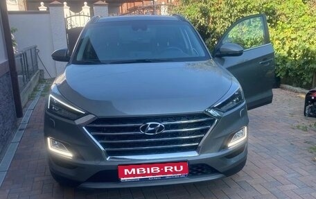 Hyundai Tucson III, 2019 год, 2 700 000 рублей, 1 фотография