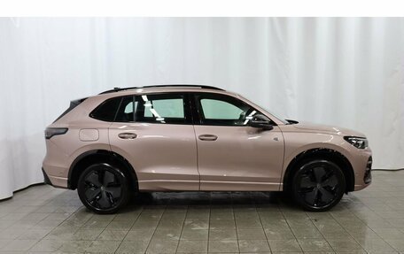 Volkswagen Tiguan, 2024 год, 5 040 000 рублей, 6 фотография