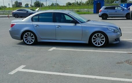 BMW 5 серия, 2004 год, 1 550 000 рублей, 7 фотография