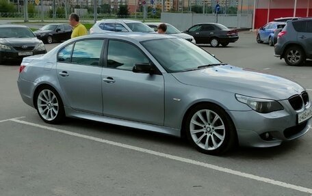 BMW 5 серия, 2004 год, 1 550 000 рублей, 13 фотография