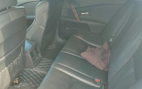 BMW 5 серия, 2004 год, 1 550 000 рублей, 18 фотография