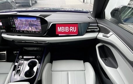 Audi A6, 2025 год, 7 059 900 рублей, 12 фотография