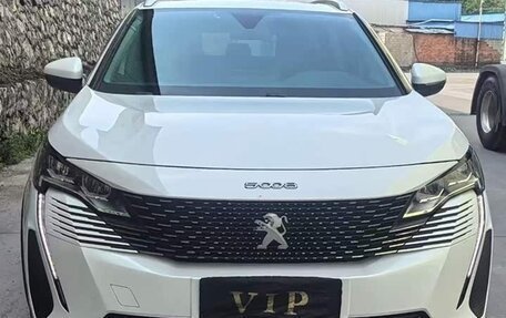 Peugeot 5008 II, 2021 год, 2 100 000 рублей, 1 фотография