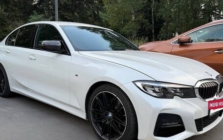 BMW 3 серия, 2019 год, 3 500 000 рублей, 3 фотография
