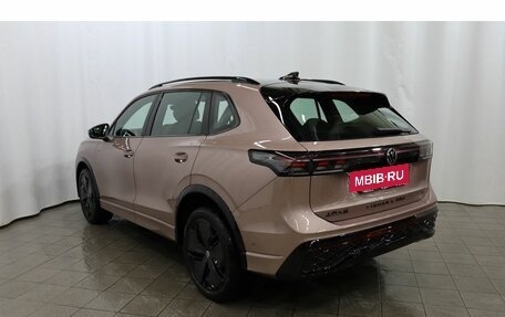 Volkswagen Tiguan, 2024 год, 5 040 000 рублей, 3 фотография