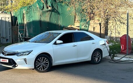 Toyota Camry, 2017 год, 1 489 000 рублей, 7 фотография