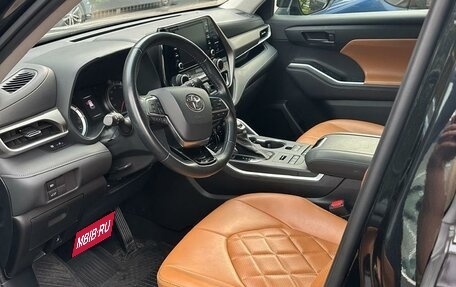 Toyota Highlander, 2021 год, 4 500 000 рублей, 2 фотография