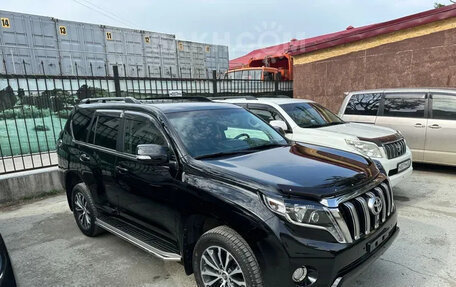 Toyota Land Cruiser Prado 150 рестайлинг 2, 2015 год, 4 500 000 рублей, 2 фотография