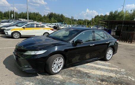 Toyota Camry, 2020 год, 2 700 000 рублей, 7 фотография