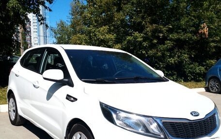 KIA Rio III рестайлинг, 2014 год, 580 000 рублей, 3 фотография