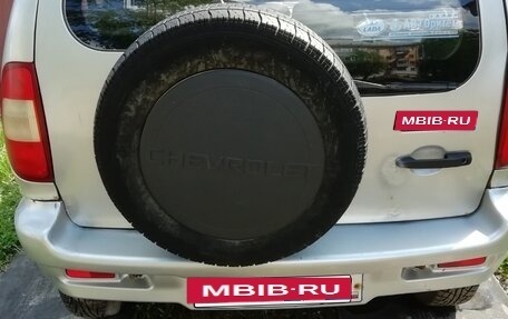 Chevrolet Niva I рестайлинг, 2004 год, 220 000 рублей, 9 фотография