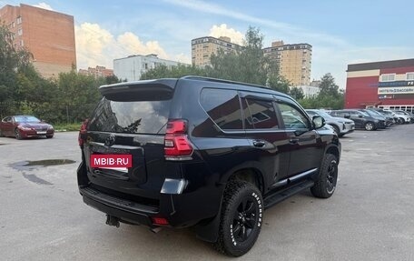 Toyota Land Cruiser Prado 150 рестайлинг 2, 2019 год, 6 100 000 рублей, 3 фотография