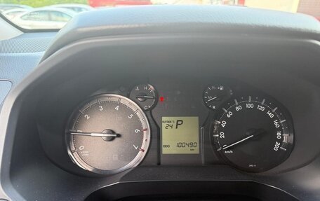 Toyota Land Cruiser Prado 150 рестайлинг 2, 2019 год, 6 100 000 рублей, 13 фотография