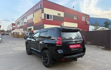 Toyota Land Cruiser Prado 150 рестайлинг 2, 2019 год, 6 100 000 рублей, 5 фотография