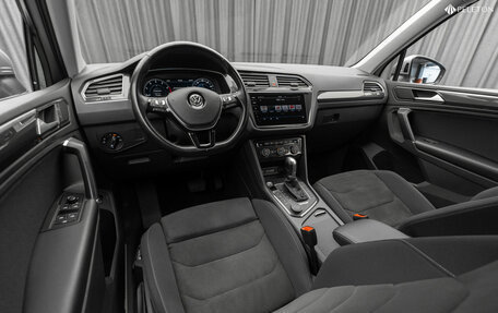 Volkswagen Tiguan II, 2017 год, 2 390 000 рублей, 9 фотография