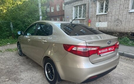 KIA Rio III рестайлинг, 2013 год, 830 000 рублей, 4 фотография