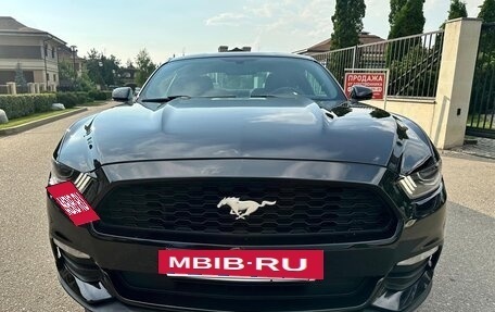 Ford Mustang VI рестайлинг, 2017 год, 2 700 000 рублей, 4 фотография