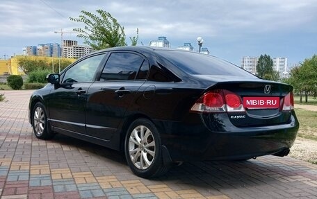 Honda Civic VIII, 2009 год, 1 000 000 рублей, 3 фотография