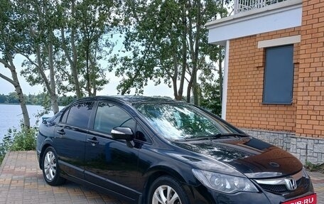 Honda Civic VIII, 2009 год, 1 000 000 рублей, 2 фотография