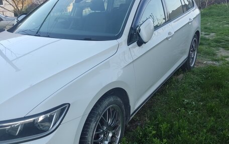 Volkswagen Passat B8 рестайлинг, 2016 год, 1 750 000 рублей, 3 фотография