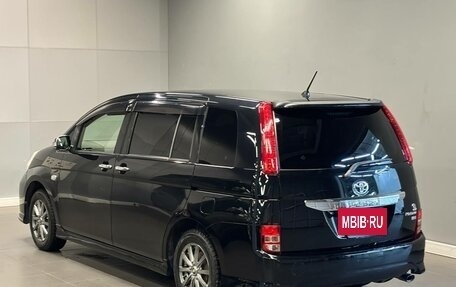 Toyota ISis I, 2011 год, 1 347 000 рублей, 6 фотография