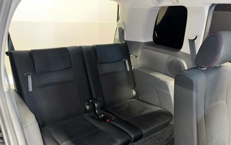 Toyota ISis I, 2011 год, 1 347 000 рублей, 15 фотография