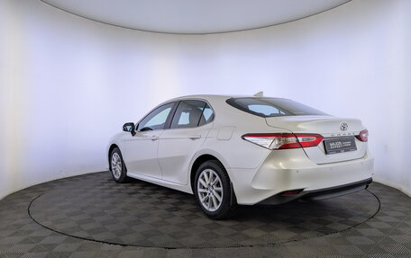 Toyota Camry, 2021 год, 2 750 000 рублей, 7 фотография