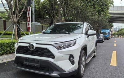 Toyota RAV4, 2023 год, 2 700 000 рублей, 1 фотография
