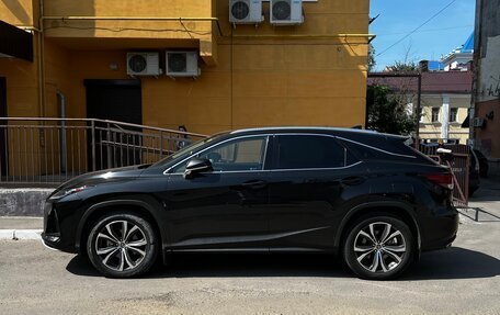 Lexus RX IV рестайлинг, 2020 год, 6 000 000 рублей, 2 фотография