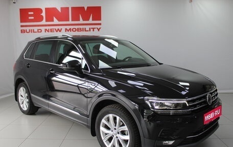 Volkswagen Tiguan II, 2018 год, 2 770 000 рублей, 1 фотография