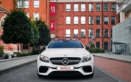 Mercedes-Benz E-Класс AMG, 2018 год, 7 850 000 рублей, 2 фотография