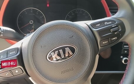 KIA Rio IV, 2021 год, 1 990 000 рублей, 12 фотография