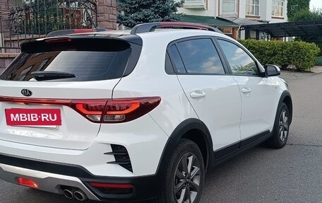 KIA Rio IV, 2021 год, 1 990 000 рублей, 4 фотография