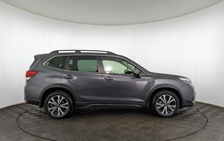 Subaru Forester, 2020 год, 2 800 000 рублей, 4 фотография